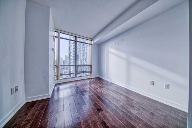 2205 - 5 Mariner Terr, Condo with 2 bedrooms, 2 bathrooms and 1 parking in Toronto ON | Image 14