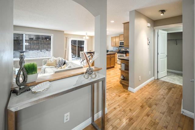 1101 Kincora Drive Nw, House detached with 3 bedrooms, 2 bathrooms and 4 parking in Calgary AB | Image 3