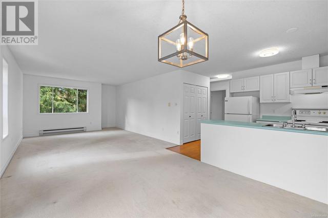 9 - 141 Sixth Ave E, Condo with 2 bedrooms, 2 bathrooms and 1 parking in Qualicum Beach BC | Image 4