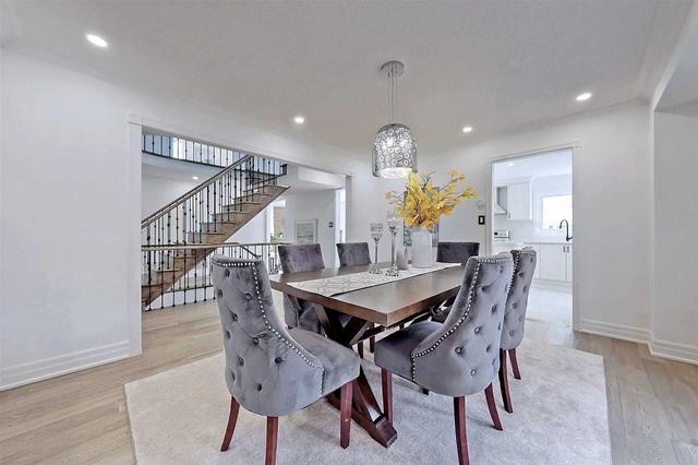 1 Ellingwood Crt, House detached with 4 bedrooms, 6 bathrooms and 4 parking in Markham ON | Image 38