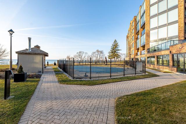 2205 - 701 Geneva St, Condo with 2 bedrooms, 2 bathrooms and 2 parking in St. Catharines ON | Image 24