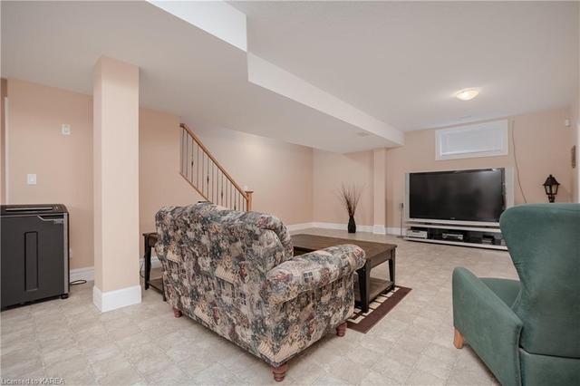 1363 Sierra Avenue, House detached with 2 bedrooms, 3 bathrooms and 8 parking in Kingston ON | Image 29