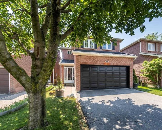 1549 Beechlawn Dr, House detached with 4 bedrooms, 3 bathrooms and 6 parking in Pickering ON | Image 1