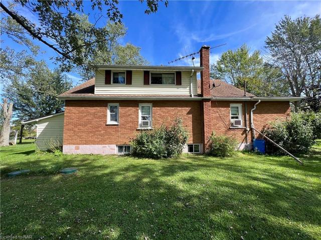 8845 Lyons Creek Rd Road, House detached with 4 bedrooms, 2 bathrooms and 30 parking in Niagara Falls ON | Image 15
