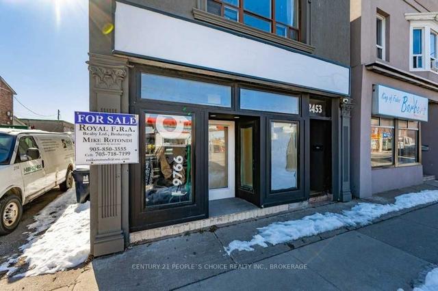 2453 St. Clair Ave W, House detached with 5 bedrooms, 1 bathrooms and 6 parking in Toronto ON | Image 12