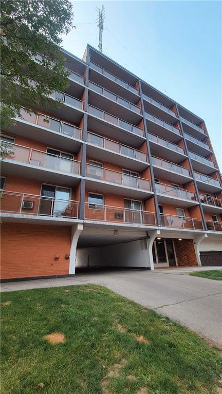 207 - 30 Summit Avenue, Condo with 1 bedrooms, 1 bathrooms and null parking in Hamilton ON | Image 1