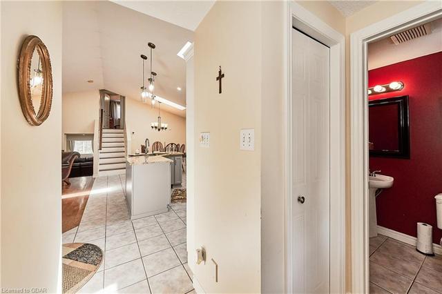 131 Ptarmigan Drive, House detached with 3 bedrooms, 2 bathrooms and 5 parking in Guelph ON | Image 44