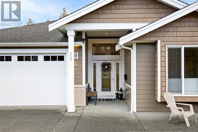 227 Linstead Pl, House detached with 6 bedrooms, 4 bathrooms and 2 parking in Nanaimo BC | Image 51