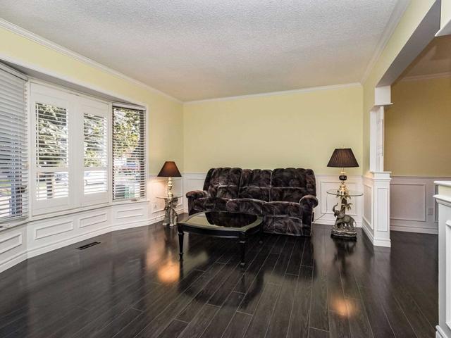 1 Newman Crt, House detached with 4 bedrooms, 4 bathrooms and 4 parking in Brampton ON | Image 22