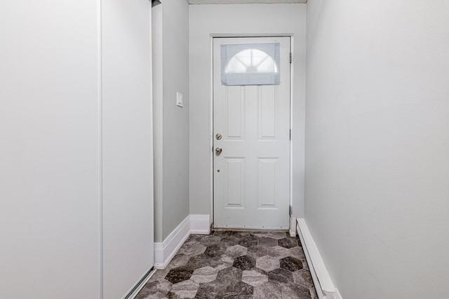 23 Briar Path, Townhouse with 3 bedrooms, 2 bathrooms and 2 parking in Brampton ON | Image 23