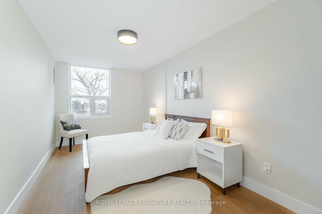 401 - 716 The West Mall, Condo with 2 bedrooms, 2 bathrooms and 1 parking in Toronto ON | Image 16