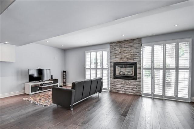 940 Bexhill Rd, House detached with 4 bedrooms, 3 bathrooms and 4 parking in Mississauga ON | Image 15