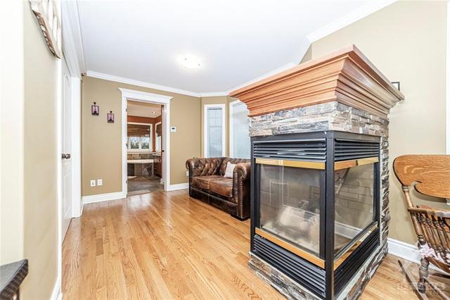 34 Franklin Cathcart Crescent, House detached with 4 bedrooms, 5 bathrooms and 6 parking in Ottawa ON | Image 16