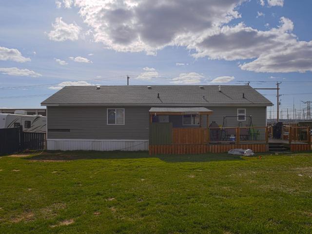 8424 21 Street, House detached with 3 bedrooms, 2 bathrooms and 1 parking in Dawson Creek BC | Image 23