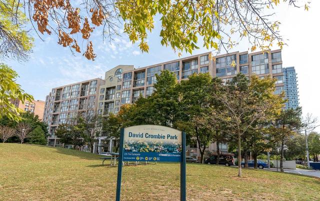 810 - 65 Scadding Ave, Condo with 2 bedrooms, 2 bathrooms and 1 parking in Toronto ON | Image 14