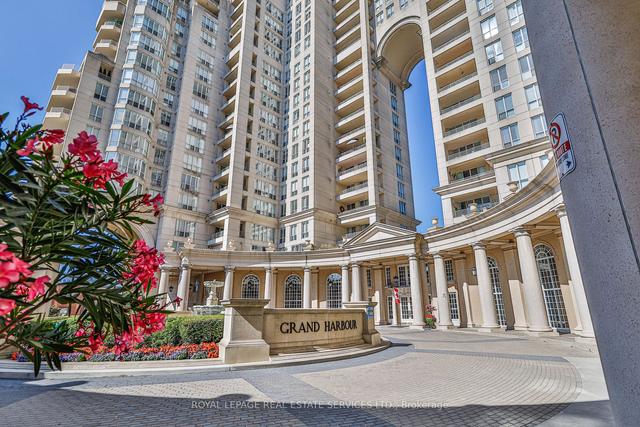 129 - 2289 Lake Shore Blvd W, Townhouse with 3 bedrooms, 3 bathrooms and 2 parking in Toronto ON | Image 17