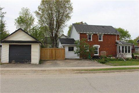 251 Main St E, House detached with 3 bedrooms, 1 bathrooms and 2 parking in Shelburne ON | Image 2