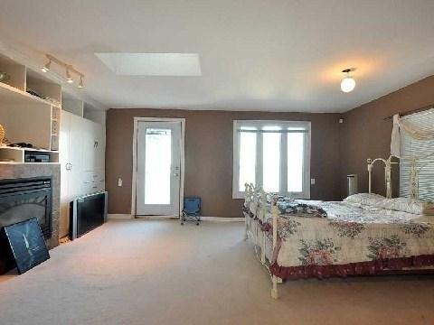 560 Lake Dr S, House detached with 4 bedrooms, 3 bathrooms and 20 parking in Georgina ON | Image 10