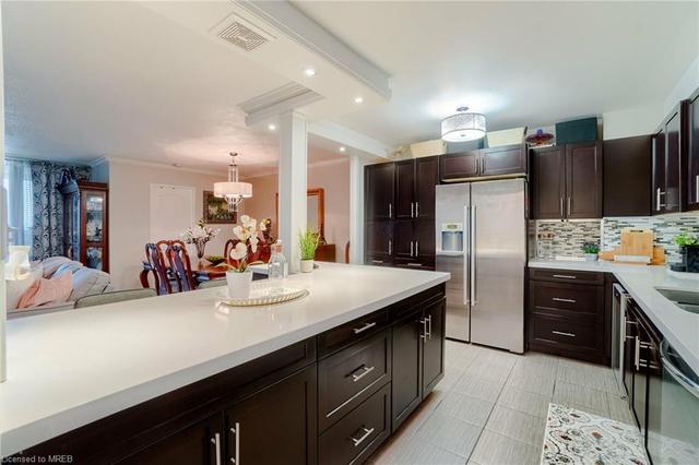716 The West Mall, House attached with 1 bedrooms, 1 bathrooms and 1 parking in Toronto ON | Image 19