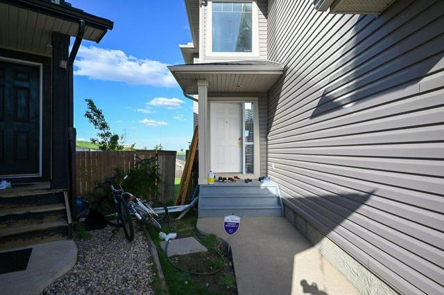 139 Covemeadow Court Ne, House detached with 3 bedrooms, 3 bathrooms and 4 parking in Calgary AB | Image 4