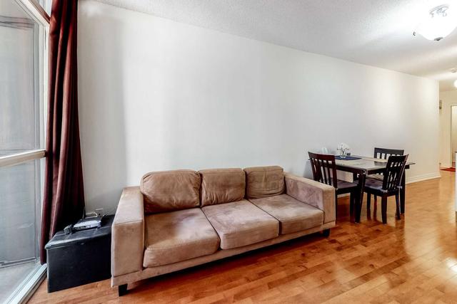 902 - 21 Carlton St, Condo with 2 bedrooms, 2 bathrooms and 0 parking in Toronto ON | Image 6