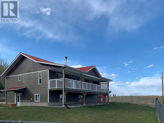 75040 Township Road 38 4, House detached with 4 bedrooms, 2 bathrooms and 2 parking in Clearwater County AB | Card Image