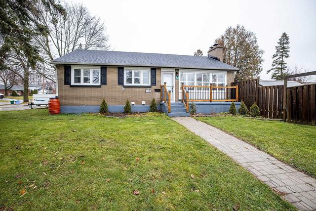 488 Beurling Ave, House detached with 3 bedrooms, 2 bathrooms and 3 parking in Oshawa ON | Image 1