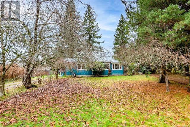 1940 Pengelley Rd, House detached with 2 bedrooms, 1 bathrooms and 10 parking in Campbell River BC | Image 32