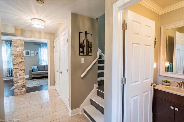 35 D'aubigny Road, House detached with 3 bedrooms, 1 bathrooms and 2 parking in Brantford ON | Image 6