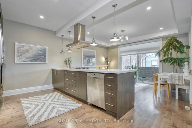 323 Brock Ave, House semidetached with 4 bedrooms, 4 bathrooms and 0 parking in Toronto ON | Image 23