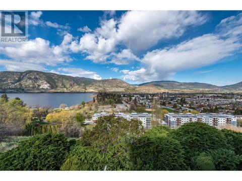 105 Spruce Road, House detached with 4 bedrooms, 3 bathrooms and null parking in Penticton BC | Card Image