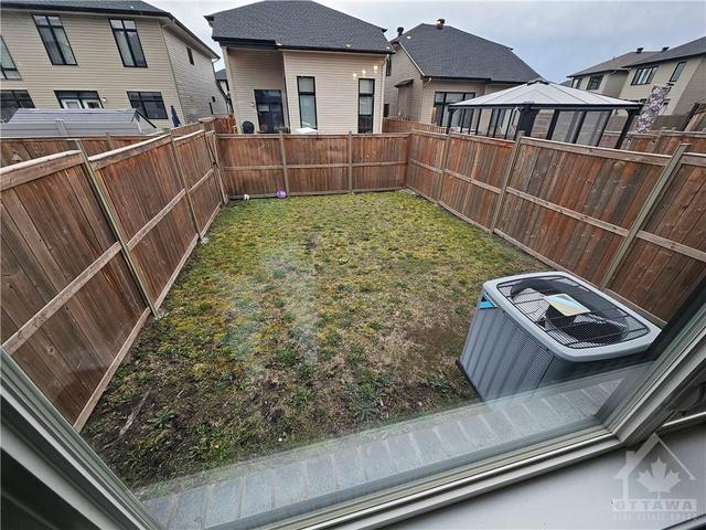 424 Markdale Terrace, Townhouse with 3 bedrooms, 3 bathrooms and 3 parking in Ottawa ON | Image 30