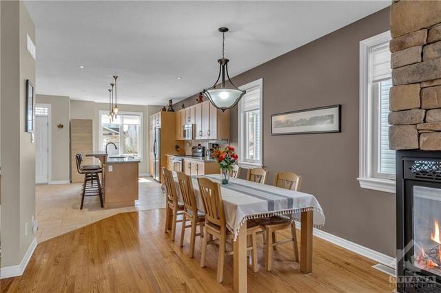 70 Black Bear Way, House detached with 4 bedrooms, 3 bathrooms and 4 parking in Ottawa ON | Image 5