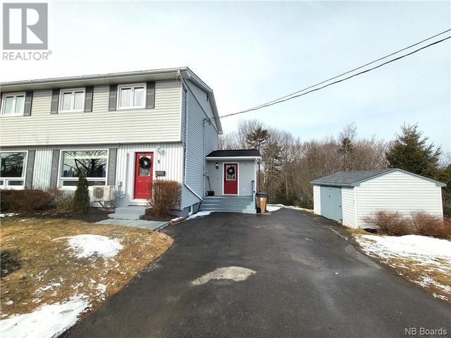5 Dianne Street, House detached with 3 bedrooms, 1 bathrooms and null parking in Saint John NB | Image 2