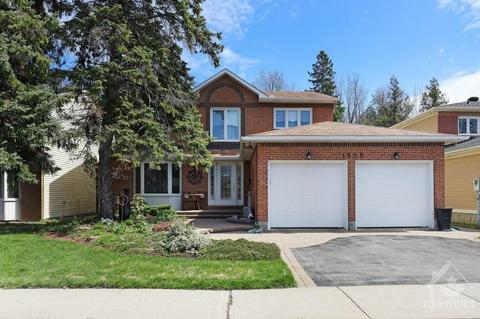 1505 Forest Valley Drive, House detached with 4 bedrooms, 3 bathrooms and 4 parking in Ottawa ON | Card Image