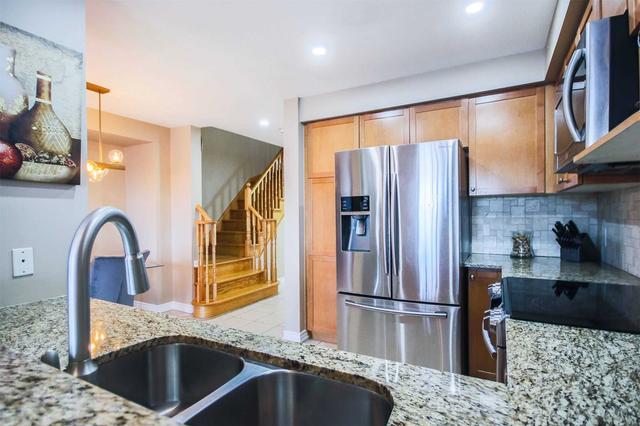 7 Bamboo Grve, House attached with 3 bedrooms, 4 bathrooms and 2 parking in Brampton ON | Image 26