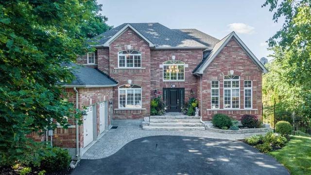 104 Morton Ave, House detached with 3 bedrooms, 5 bathrooms and 11 parking in East Gwillimbury ON | Image 1