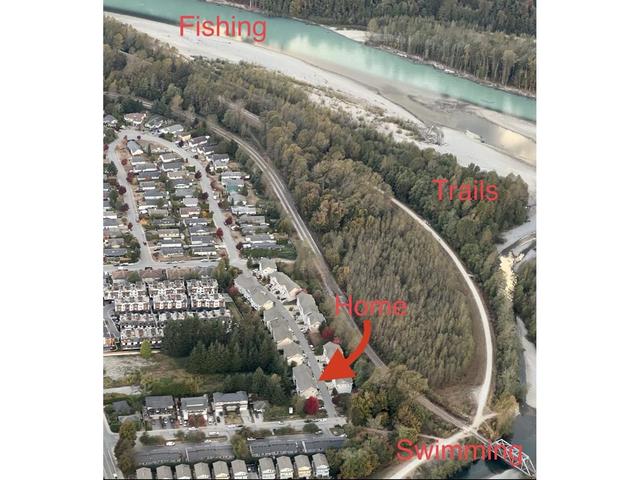 32 - 1200 Edgewater Drive, House attached with 3 bedrooms, 3 bathrooms and 4 parking in Squamish BC | Card Image