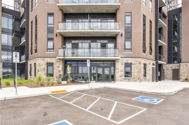 213 - 332 Gosling Gardens, House attached with 1 bedrooms, 1 bathrooms and 1 parking in Guelph ON | Image 34