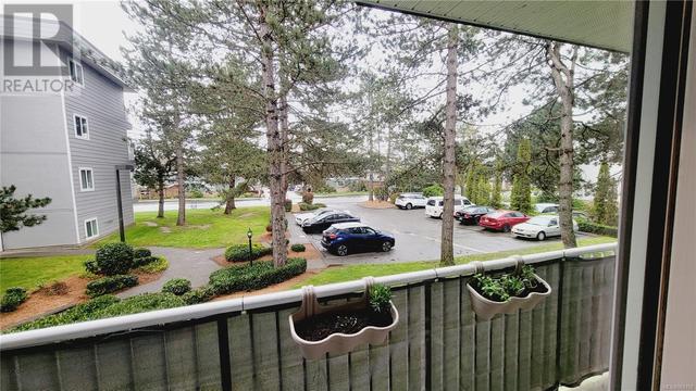 202 - 175 Centennial Dr, Condo with 2 bedrooms, 1 bathrooms and 2 parking in Courtenay BC | Image 16
