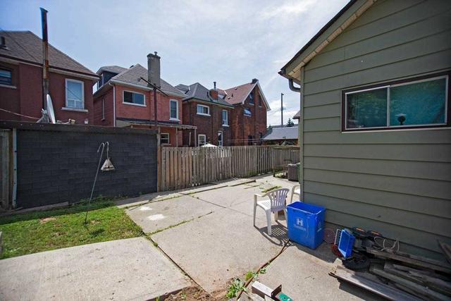 83 Simcoe St E, House detached with 3 bedrooms, 2 bathrooms and 0 parking in Hamilton ON | Image 15
