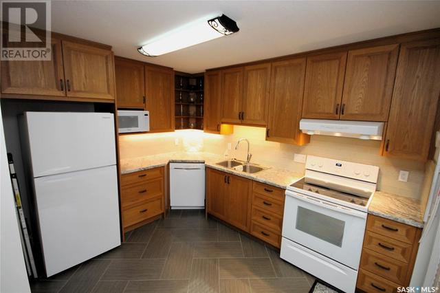 304 - 2275 Mcintyre Street, Condo with 2 bedrooms, 2 bathrooms and null parking in Regina SK | Image 3