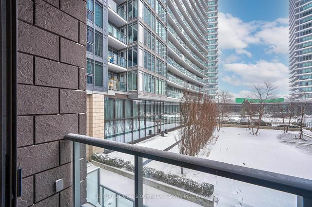 th9 - 121 Mcmahon Dr, Townhouse with 2 bedrooms, 3 bathrooms and 2 parking in Toronto ON | Image 29