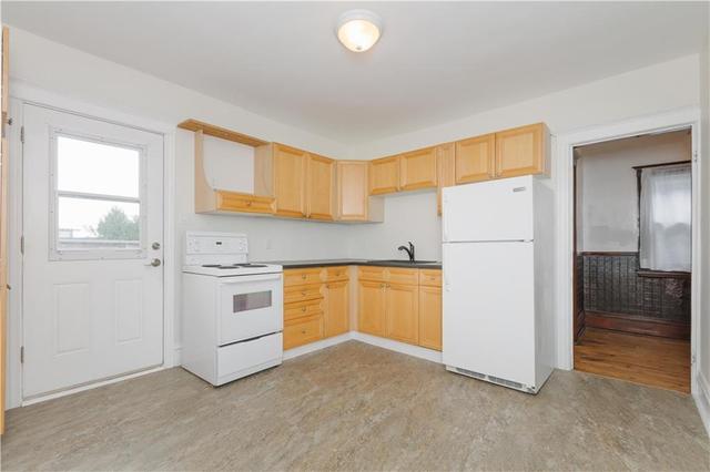 2 - 397 Bay Street N, Condo with 2 bedrooms, 1 bathrooms and null parking in Hamilton ON | Image 17