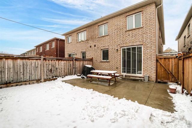 67 Speedwell St, House semidetached with 3 bedrooms, 4 bathrooms and 3 parking in Brampton ON | Image 33