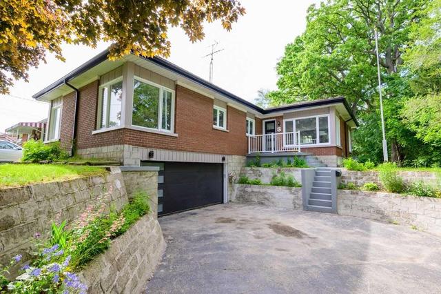 57 Graham Ave, House detached with 3 bedrooms, 3 bathrooms and 5 parking in Brantford ON | Image 1