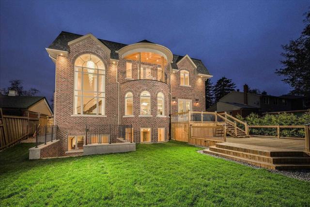 35 Lincoln Green Dr, House detached with 4 bedrooms, 6 bathrooms and 6 parking in Markham ON | Image 12