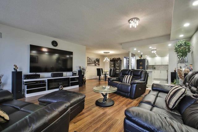 301 - 20 Baif Blvd, Condo with 3 bedrooms, 2 bathrooms and 1 parking in Richmond Hill ON | Image 30