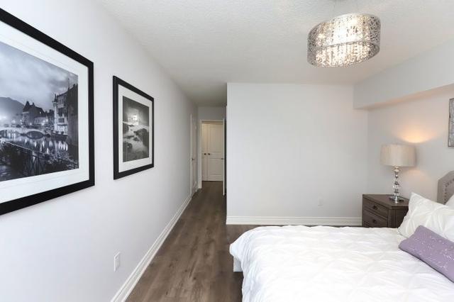 2705 - 3100 Kirwin Ave, Condo with 3 bedrooms, 2 bathrooms and 2 parking in Mississauga ON | Image 9