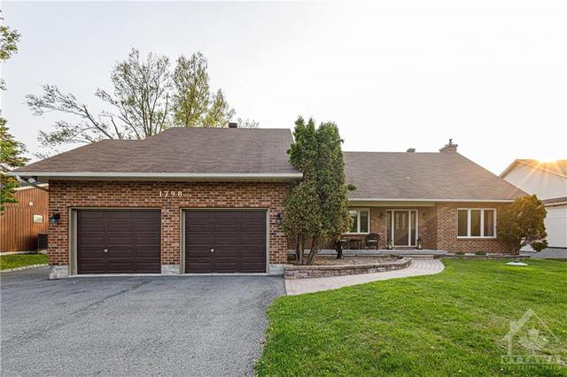 1798 River Road, House detached with 4 bedrooms, 4 bathrooms and 10 parking in Ottawa ON | Image 1
